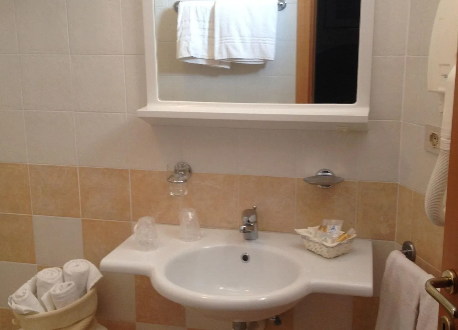 Hotel Bellevue Bibione 4*,